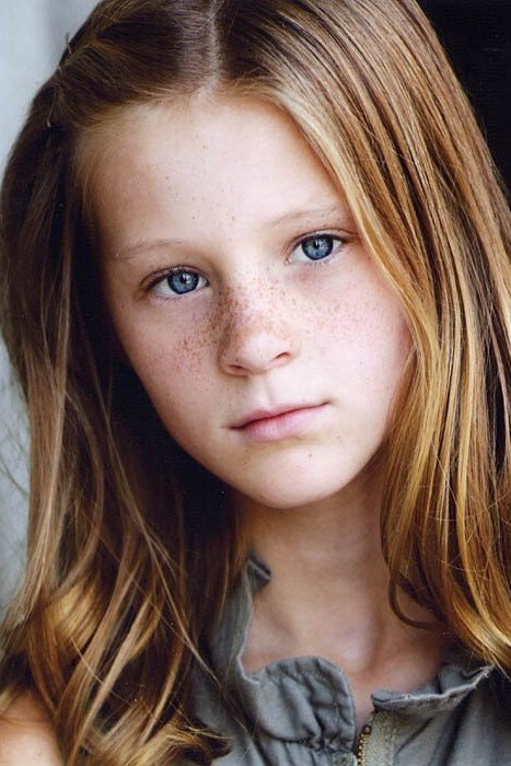 Charlotte Labadie as Lucy Keen in Man Up!