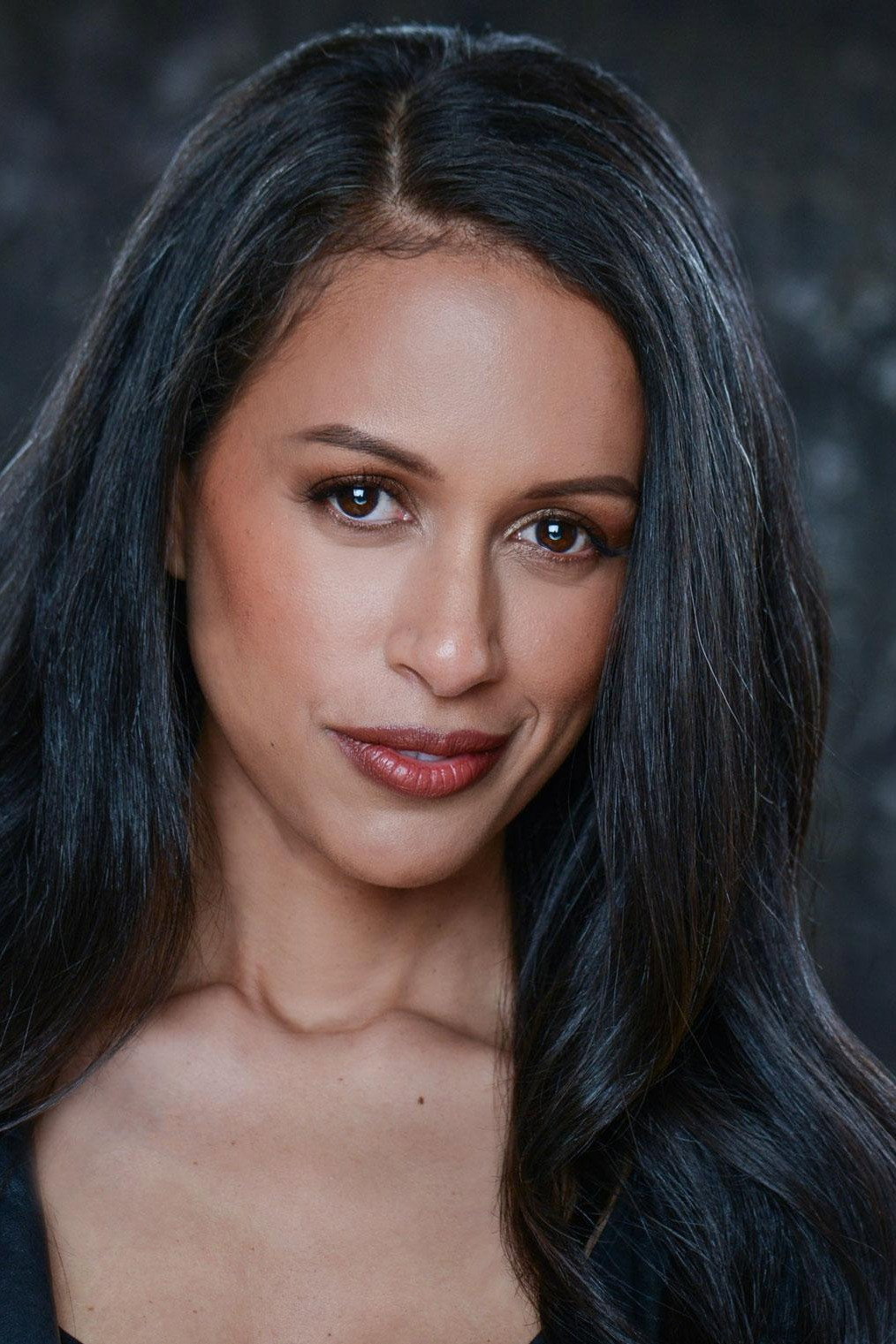 Fallon Bowman as Sandy in Danger Rocks The Cradle