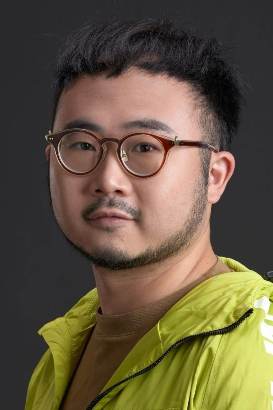 麥沛東 as 安哥 in Back to School