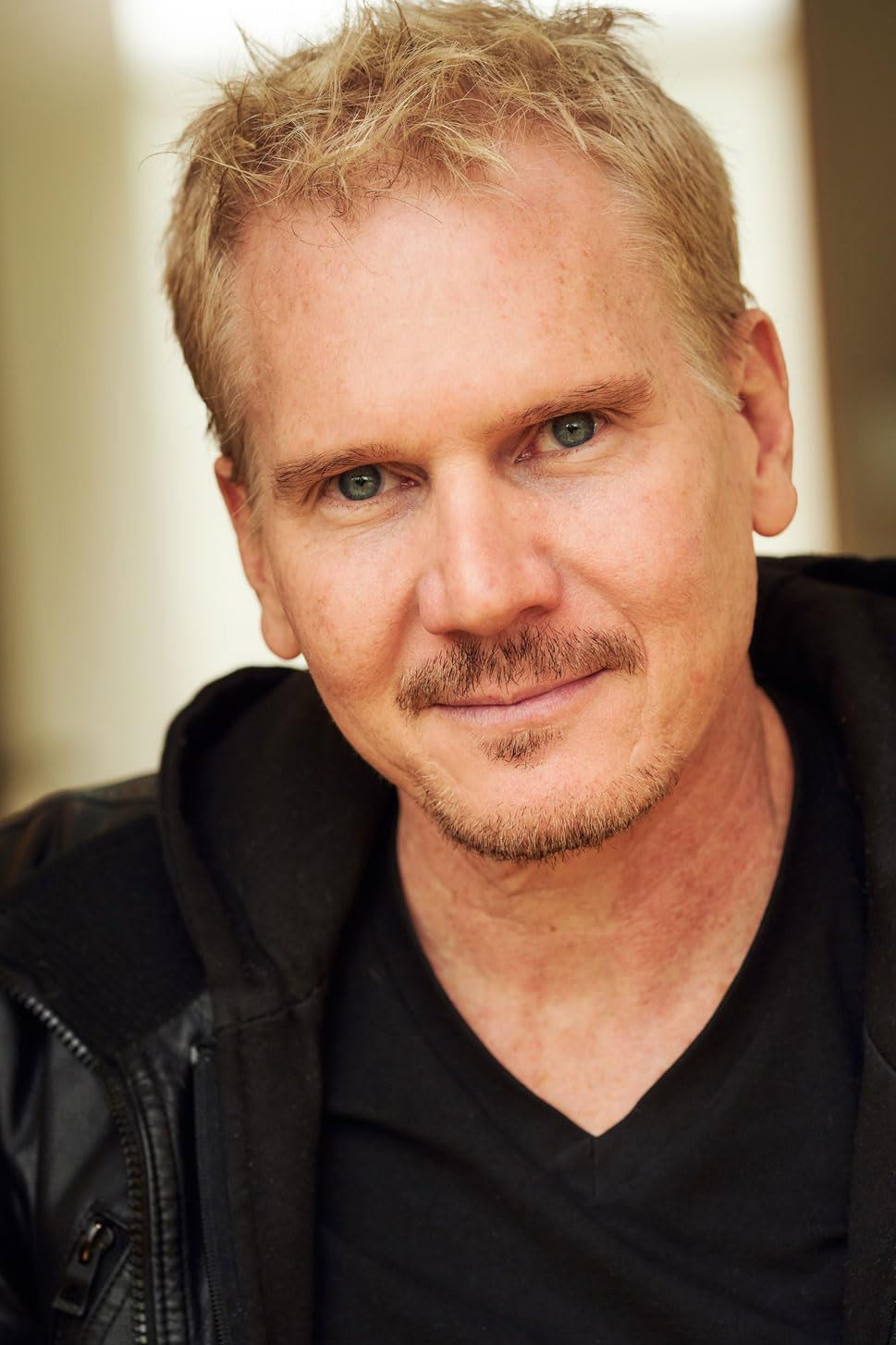 Jeff McDonald as Pastor Robert in Chinese Speaking Vampires