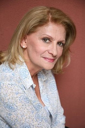 María Cristina Lozada as Alma Castillo de Díaz in Soledad