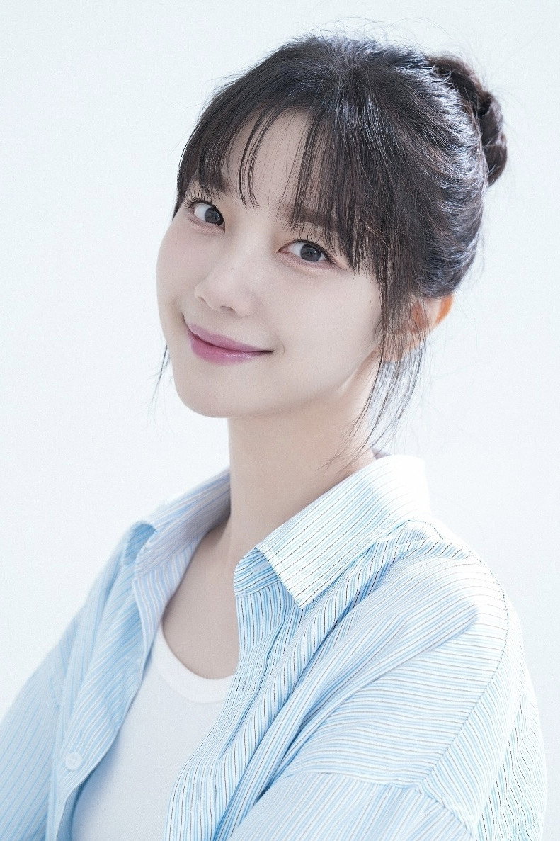 Kim Kyu-seon as Professor of Western Music History in Secret: Untold Melody