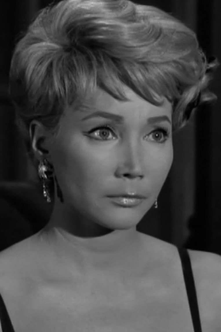 Anna Lee Carroll as Davanna Woman in Not of This Earth