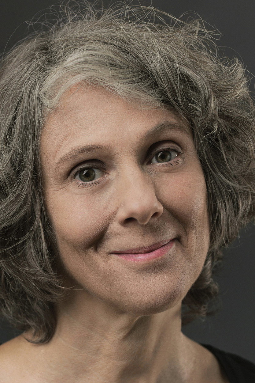 Nataša Tič Ralijan as Majda in Squirrels