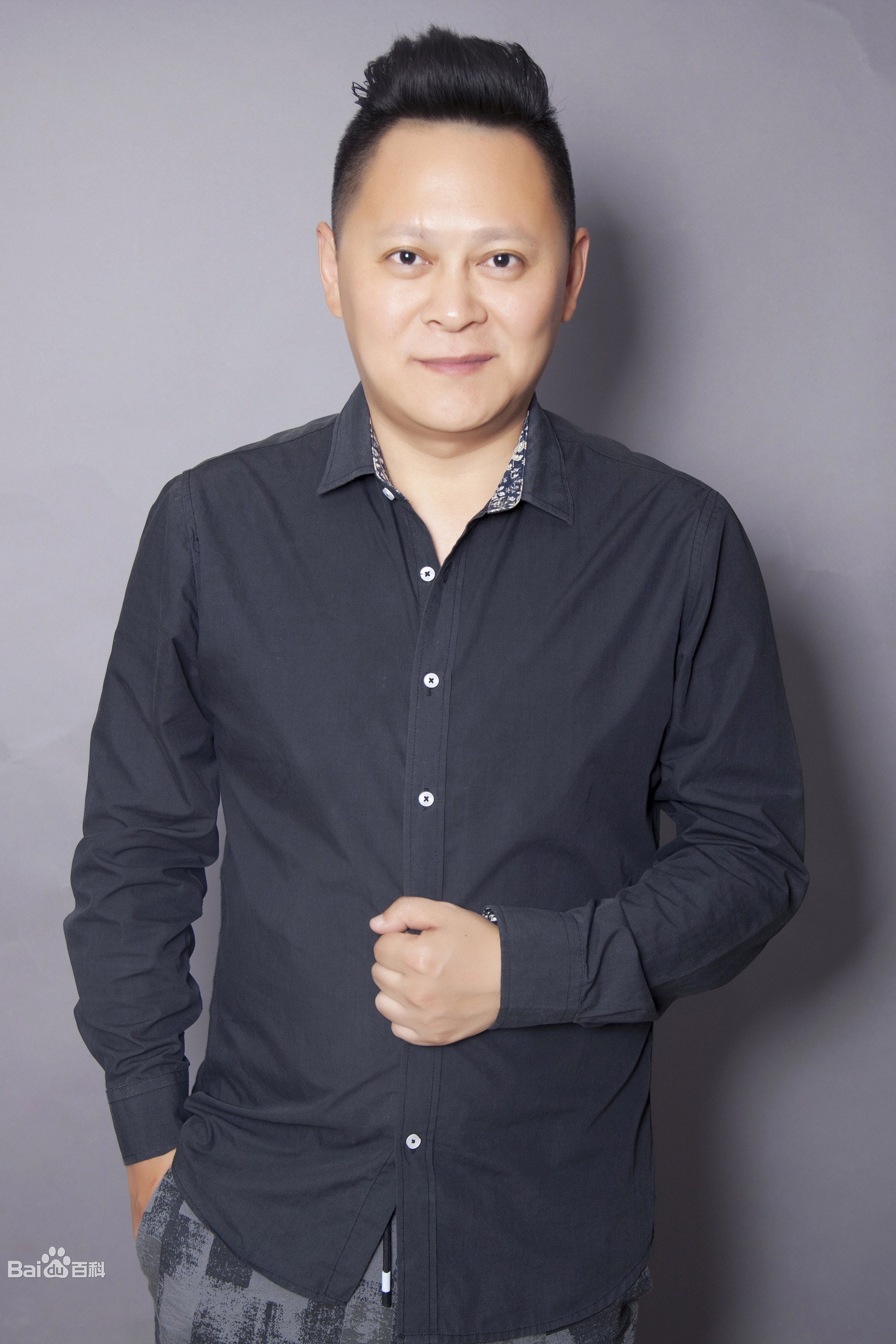 Wang Xiaolong as 傅泾波 in Who Is Undercover