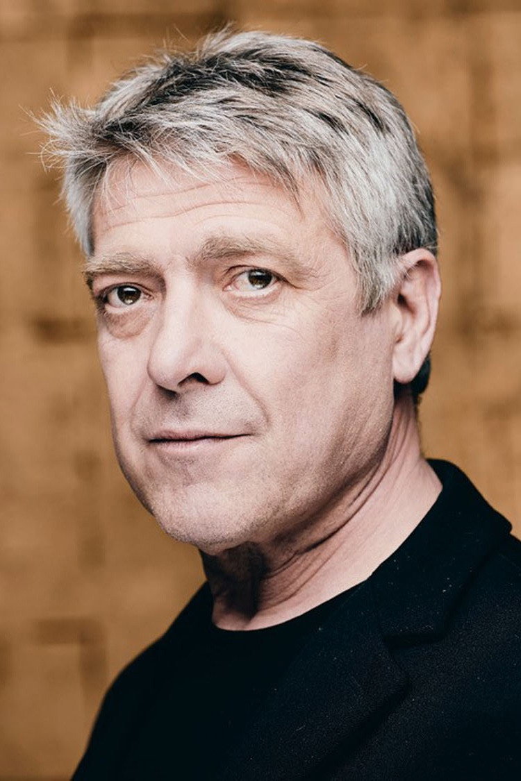 Pere Arquillué as Conrad Hervera in Zoo