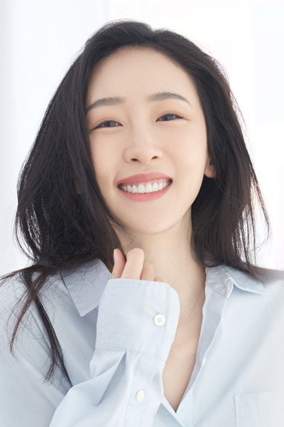 许潇晗 as Yu Xiao in Love Once Again