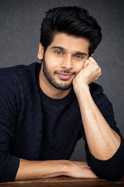 Abhimanyu Dasani as Sundareshwar in Meenakshi Sundareshwar