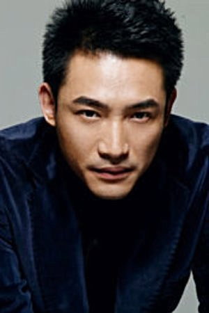 Yan Jie as Yin Xun in Top Mountain Duel: Tomb Of The Gods