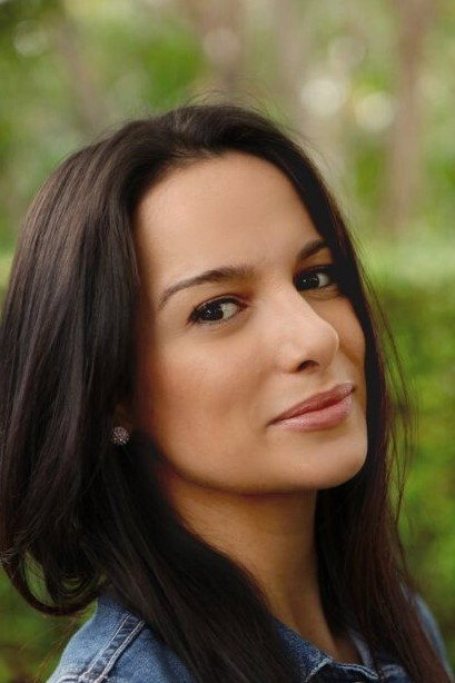 Arianna Gomez as Francesca Natal in Sangre Negra