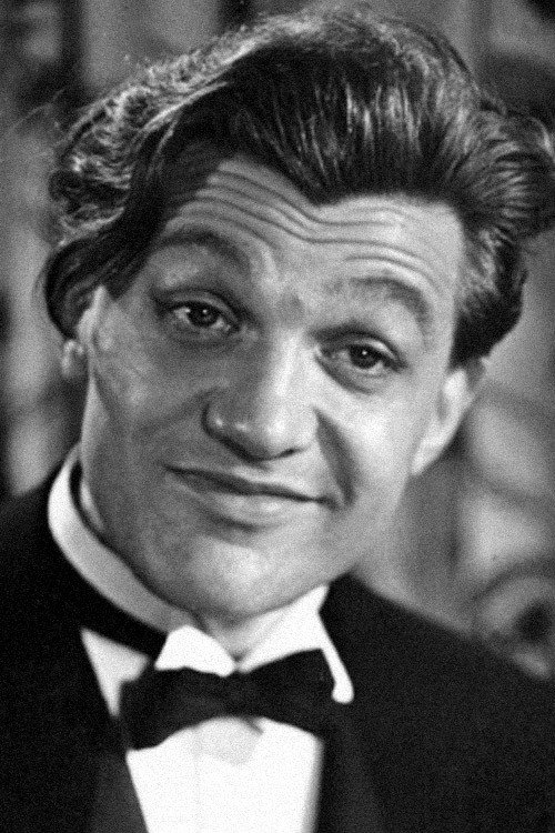 Ragnar Falck as Henrik, Rya-Rya's husband in Only a Mother