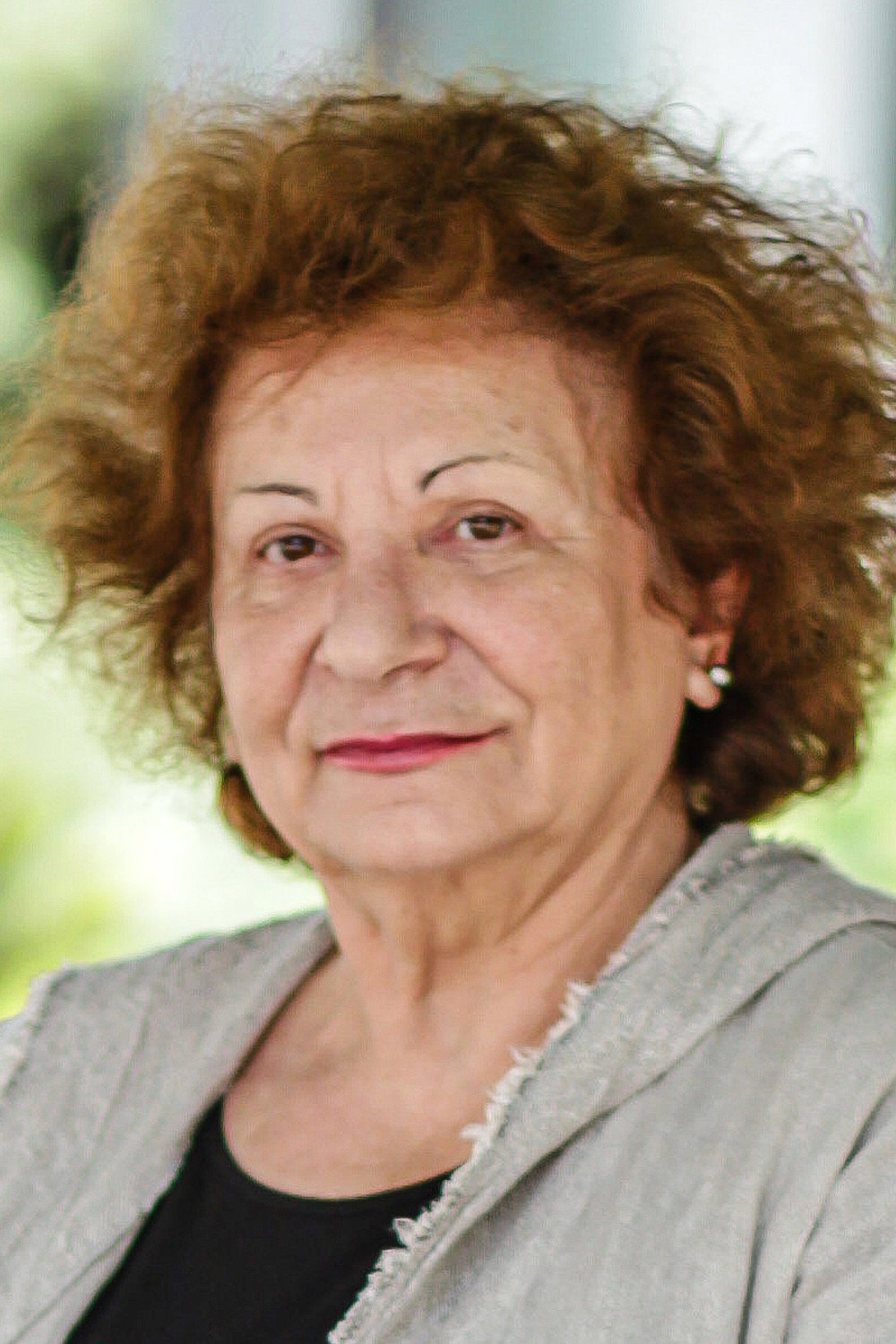 Jasna Diklić as Desa Jovanović in Remake
