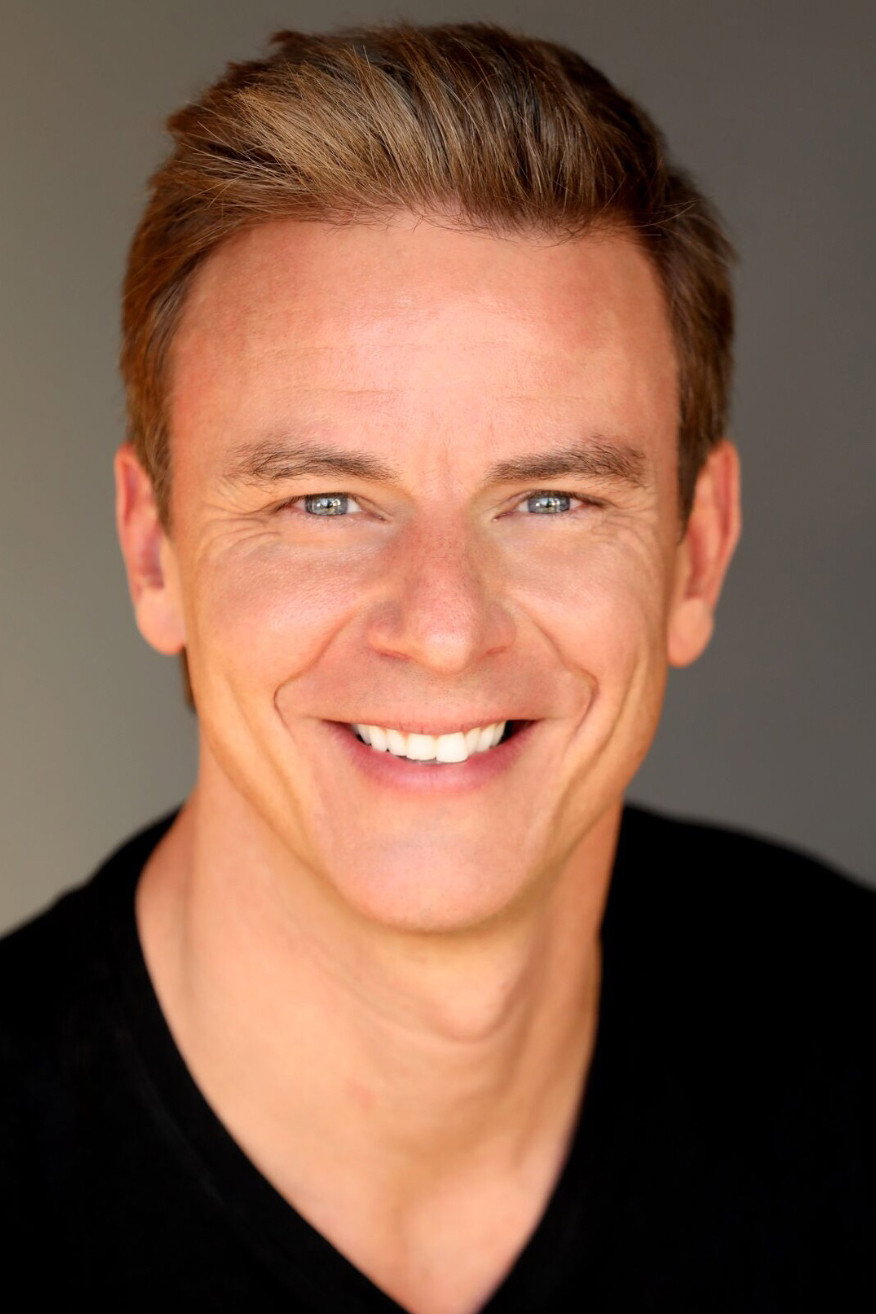Shaw Jones as Officer Shelby in Pens and Pencils