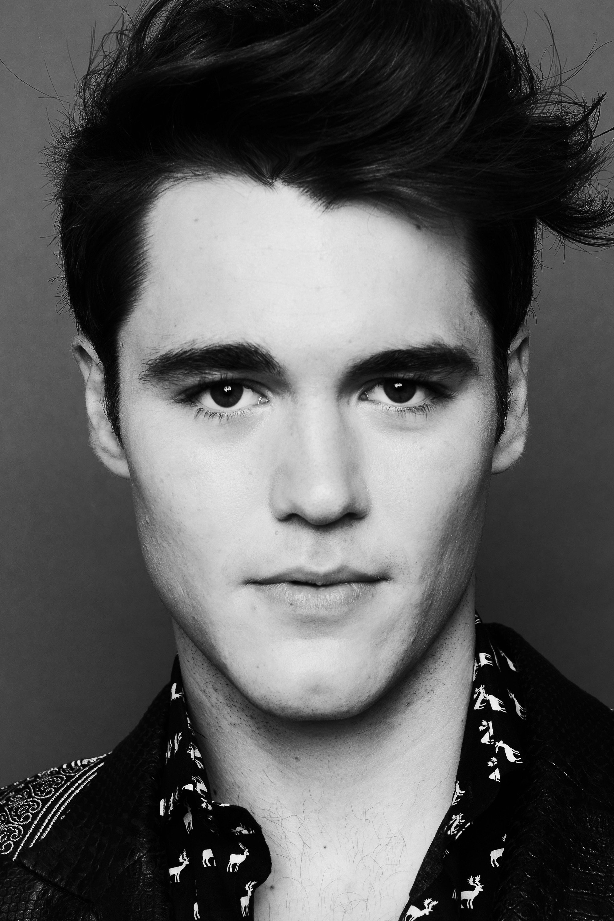 Charlie DePew as Jake Salt in Famous in Love