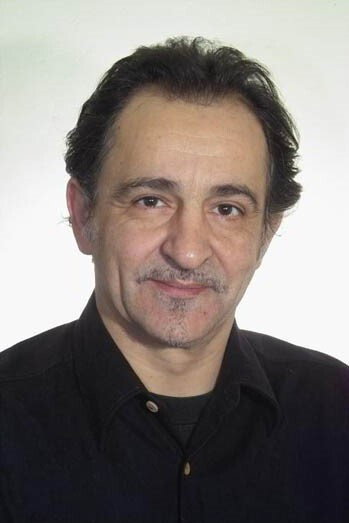 Pep Molina as Martí in El crimen del cine Oriente