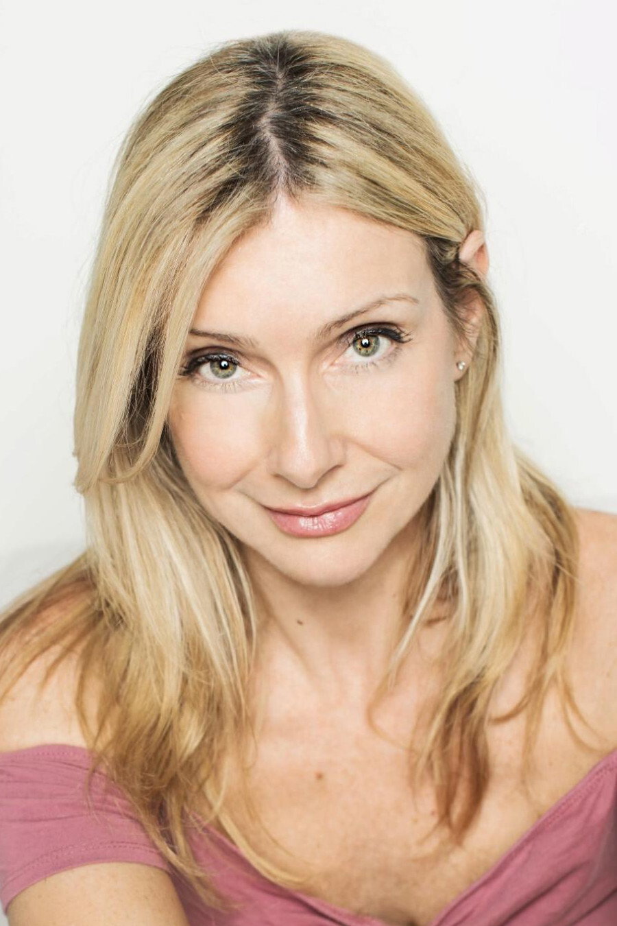 Cindy Dolenc as Maddie in Dissonance