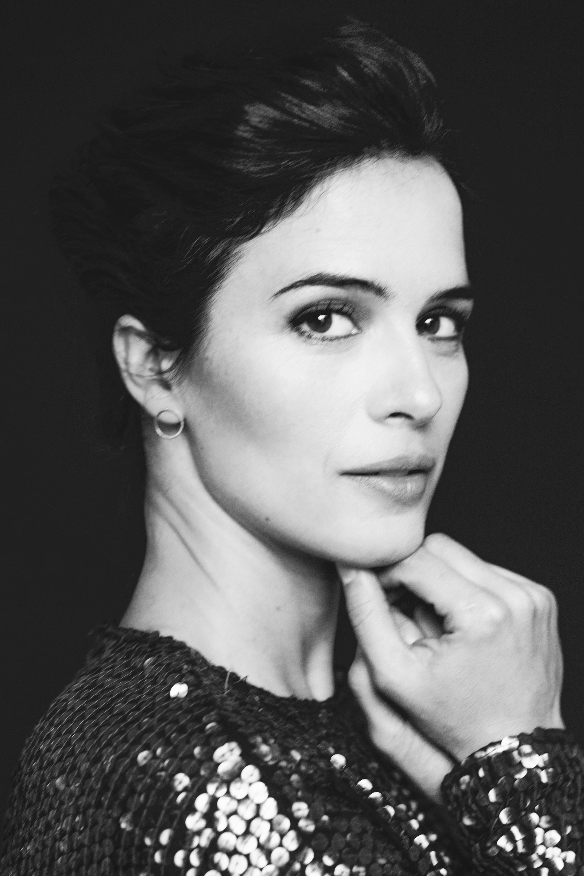 Catherine de Léan as Charlotte in Wolfe