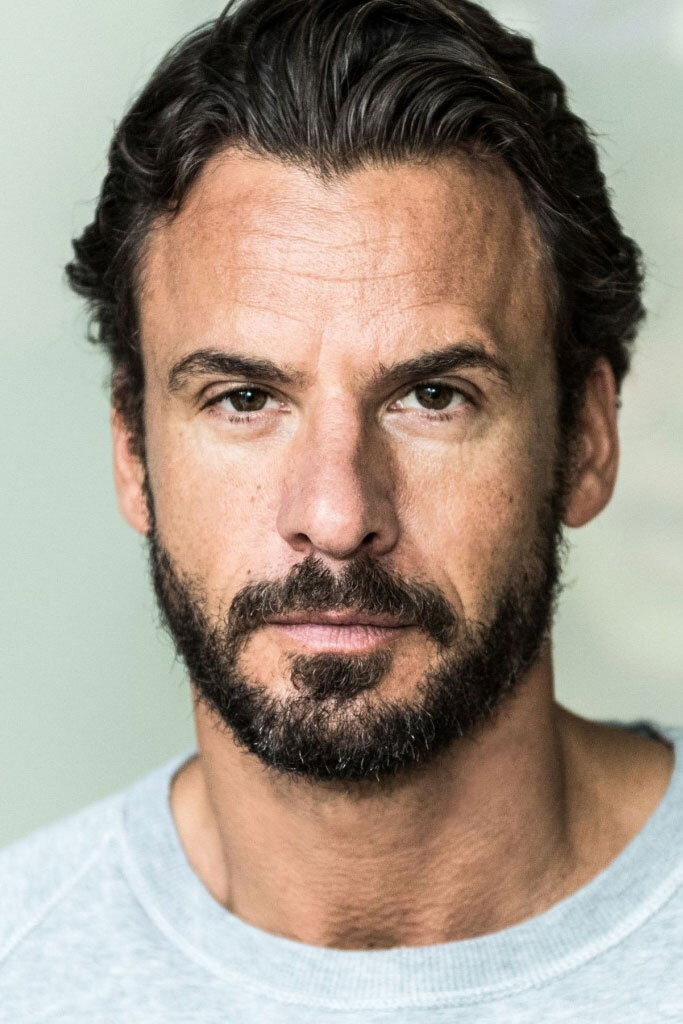 Stephan Luca as Tom in Das Inferno - Flammen über Berlin