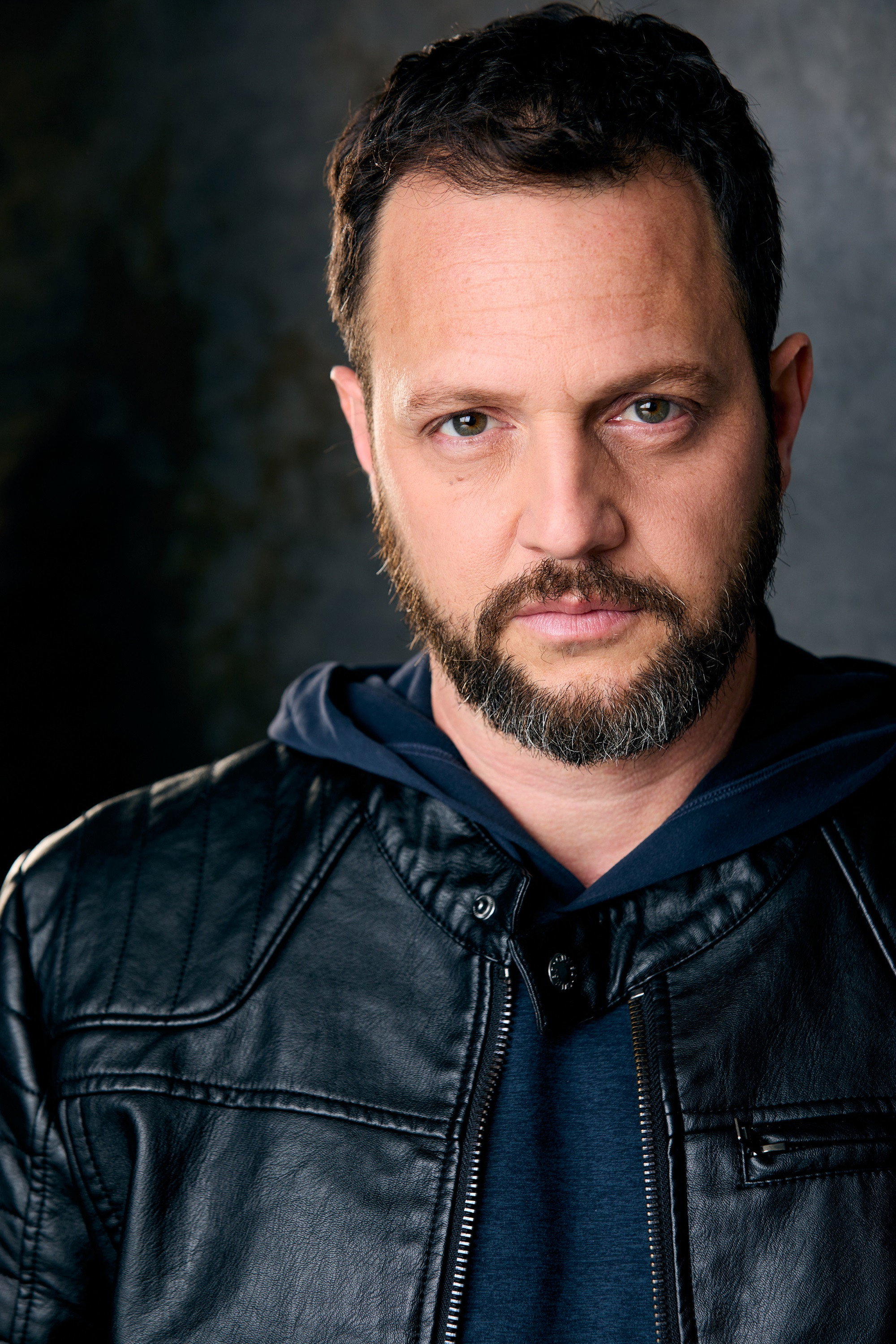 Yaron Shavit as George Fox in Goldfish