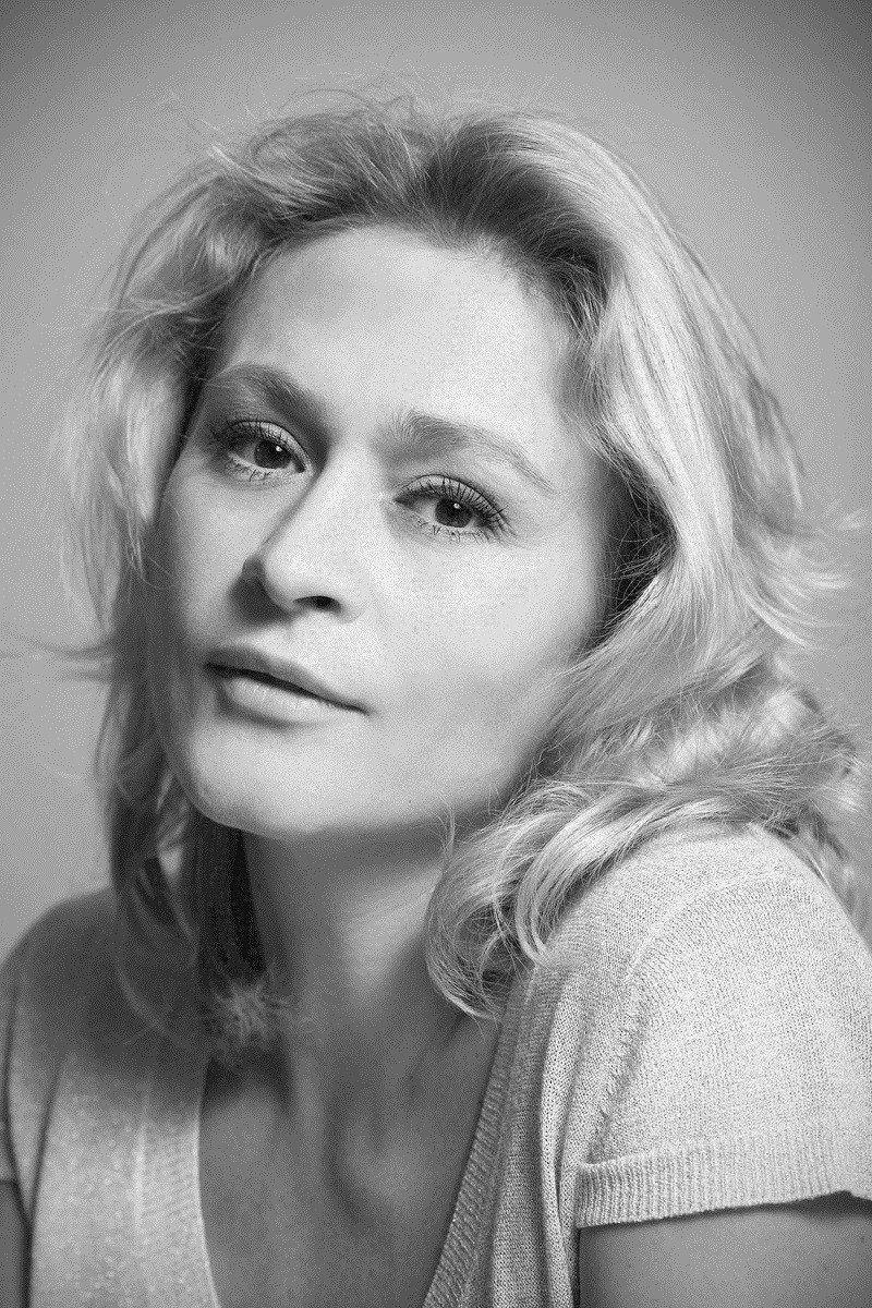 Irina Movilă as Mother in Internal Zero
