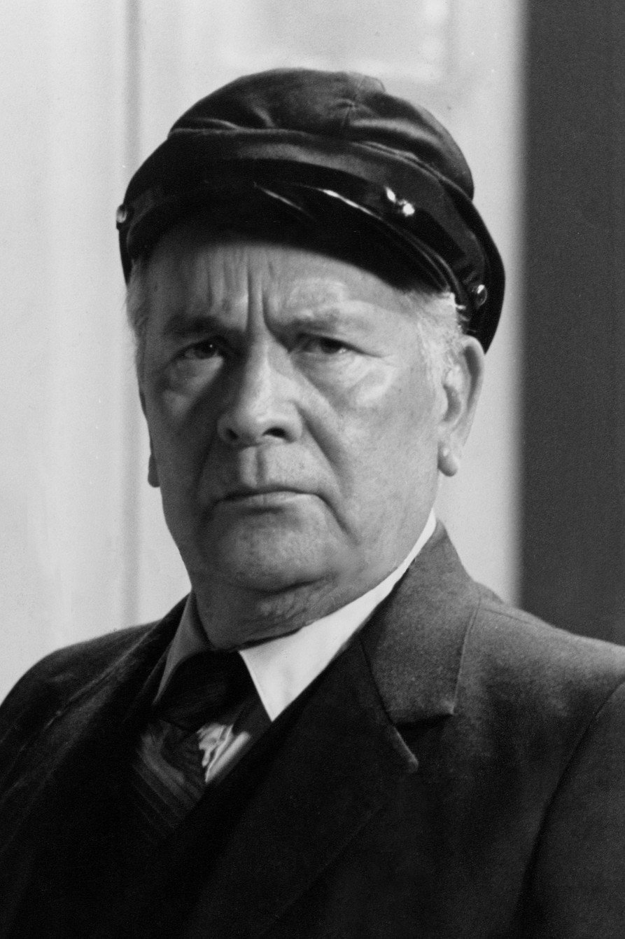 Rubén Sotoconil as Widower in The Tango of the Widower and Its Distorting Mirror