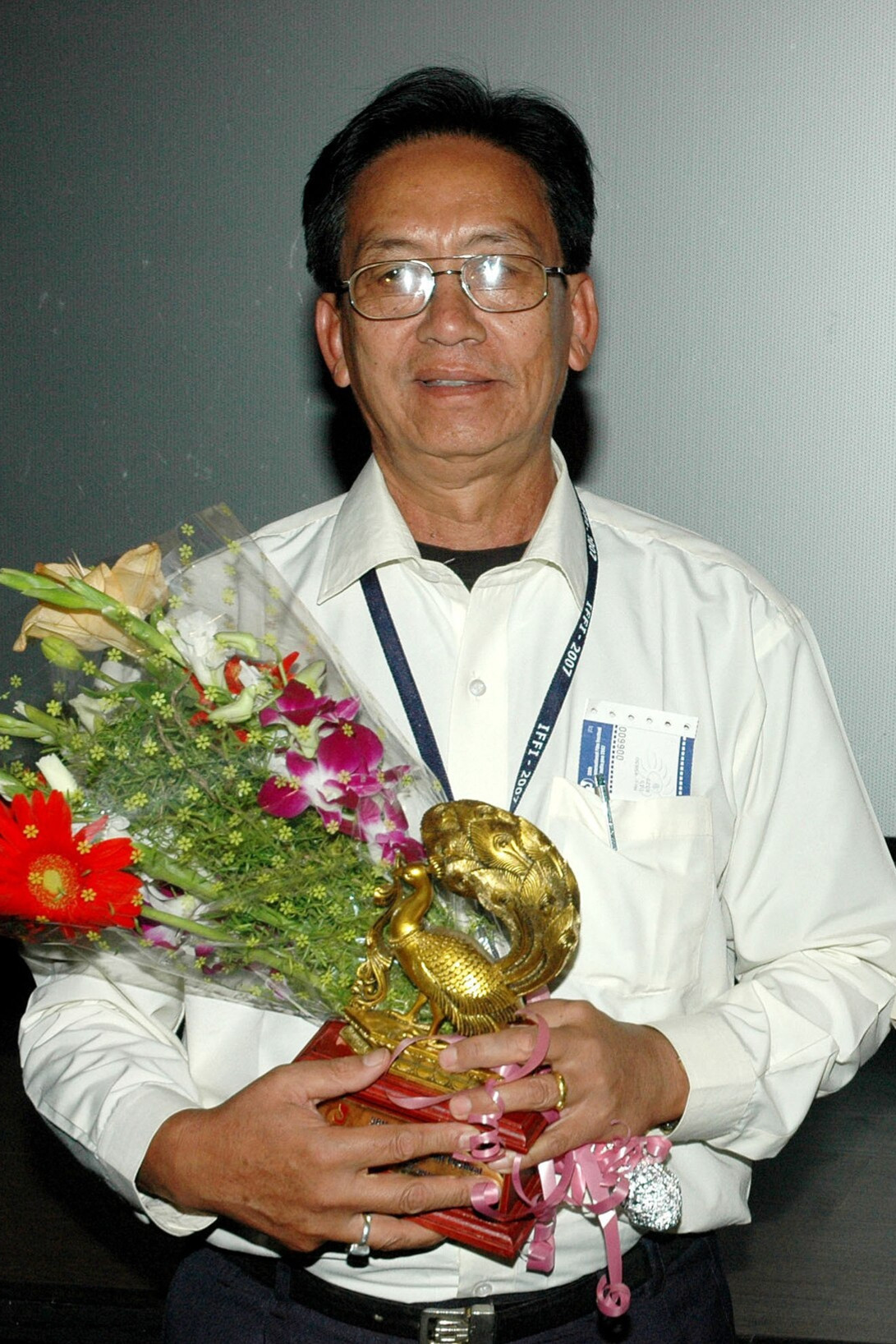 Kangabam Tomba as Bijoy in Olangthagee Wangmadasoo