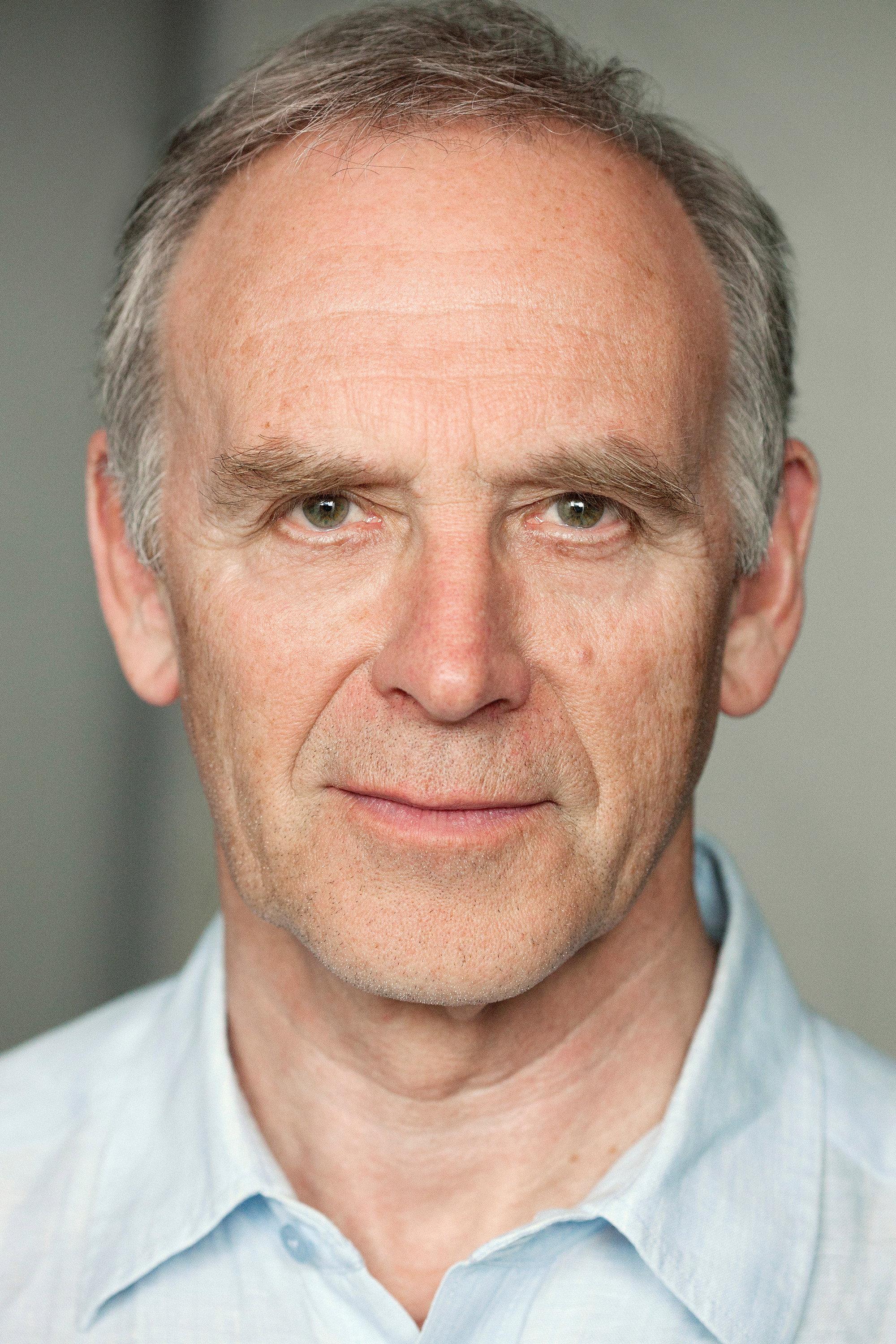 Paul Ridley as Major Davis in Allies