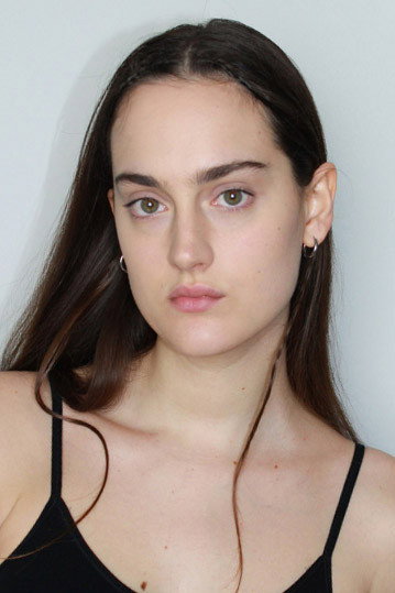 Vittoria Gallione as Tina in La seconda chance