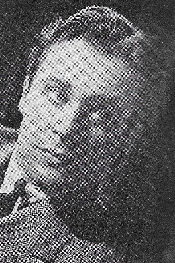 William Stelling as Ritchie Dawson in Devil's Squadron