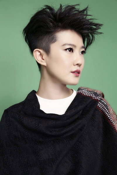 Jeno Liu as Self in 超级女声