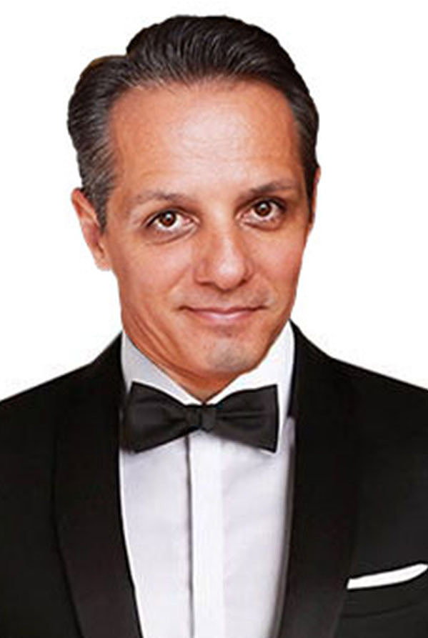 Claudiu-Cristian Prisecaru as Strigoi Slayer in Strigoi