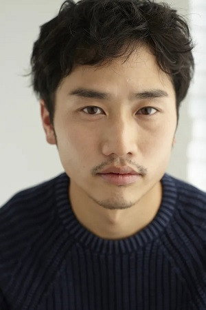 植木祥平 as Tsuyoshi Inui in Frame of Mind