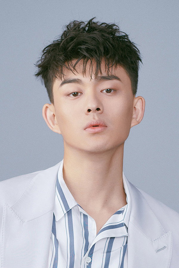 刘润南 as Li Wenzhong in Arsenal Military Academy