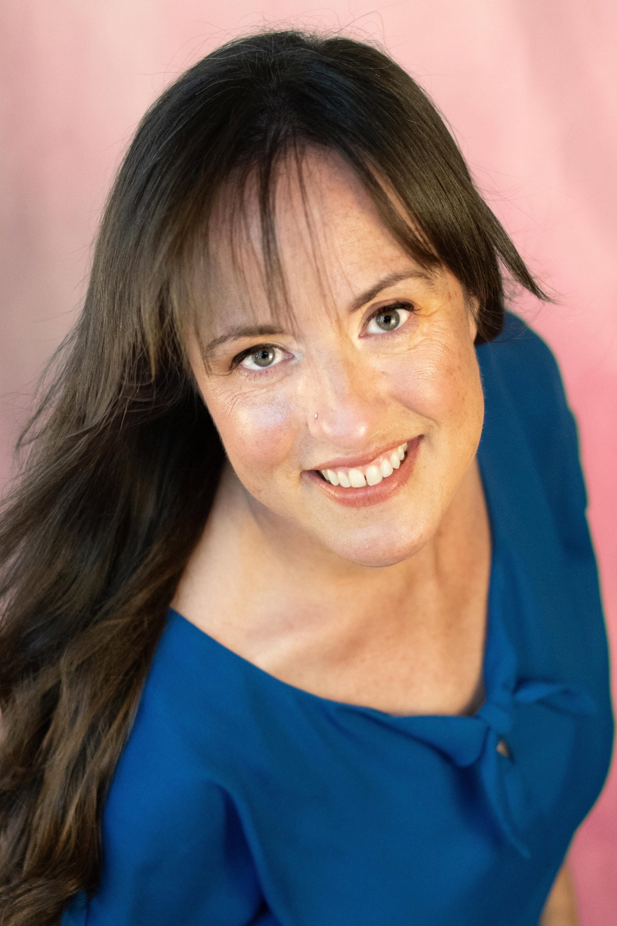 Amanda Medlin as Amy in Vestige