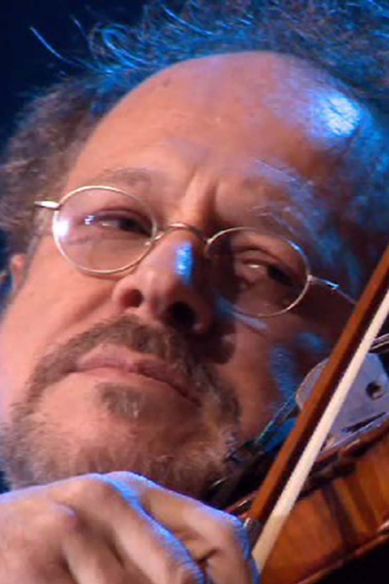Marcus Viana as Participação Especial (Violino) in Shaman: RituAlive
