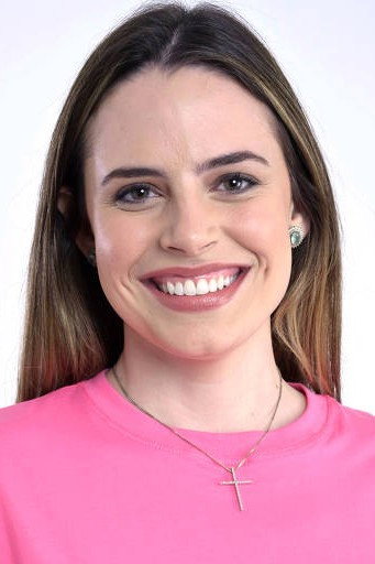 Zoe Martinez as Carmina in La otra cara de Pedro Navaja