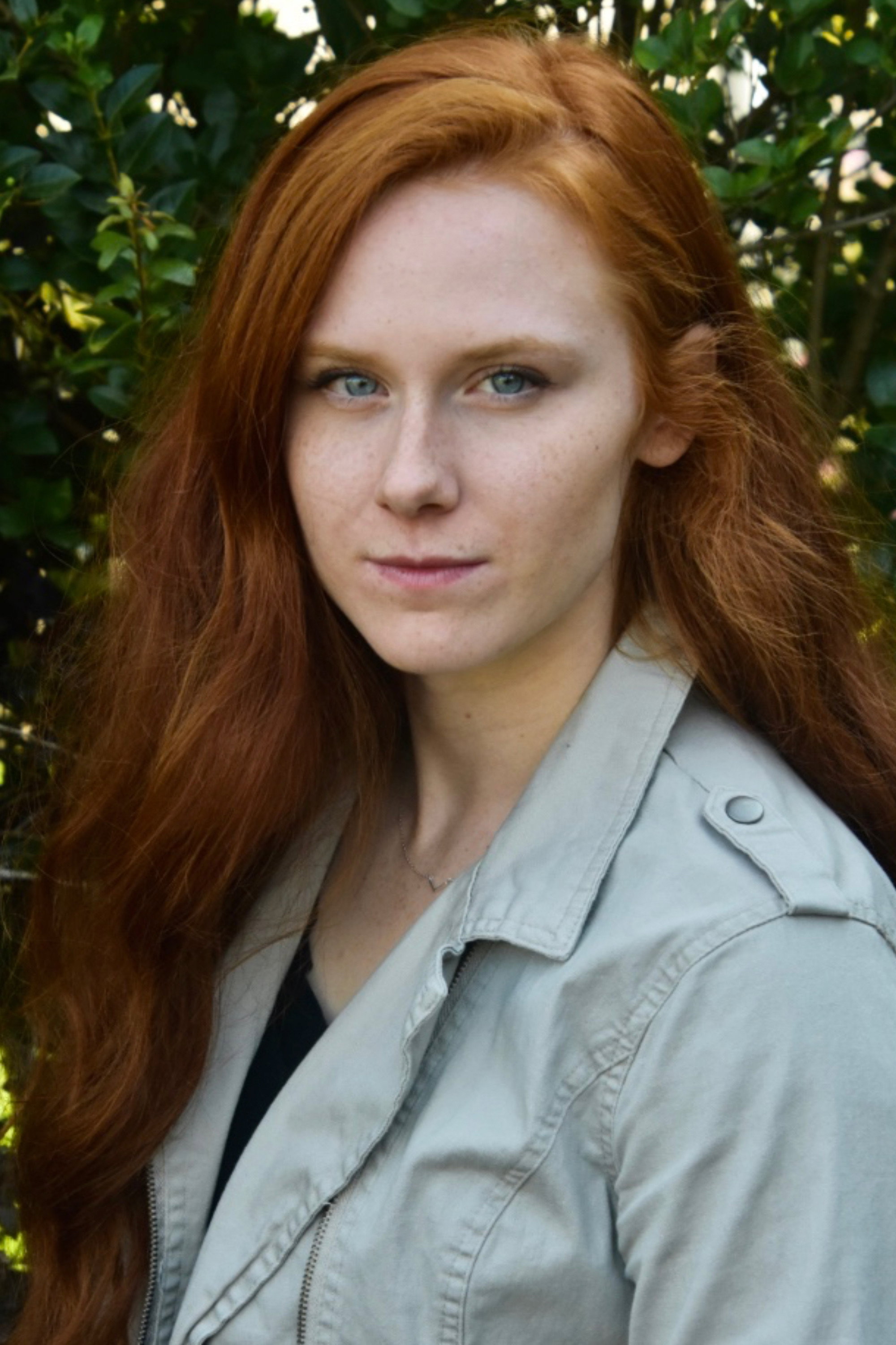 Bryna Vogel as Mae Harmon in Personal History