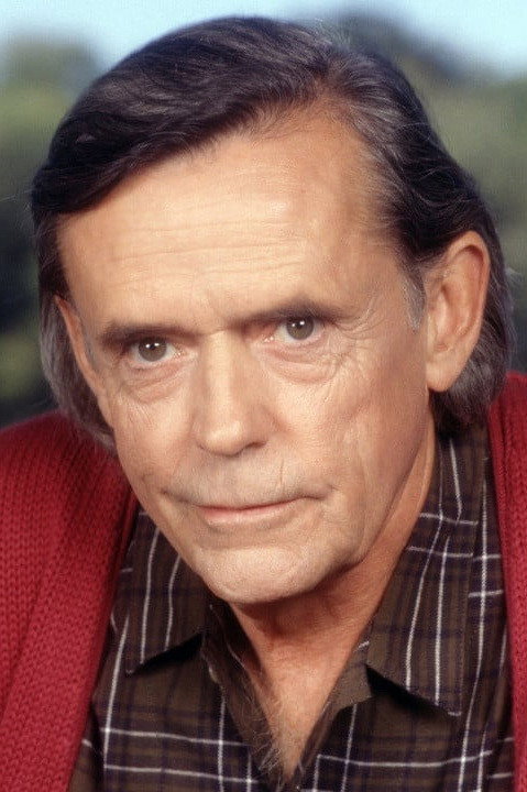 Matt Clark as Hank in The Harvest