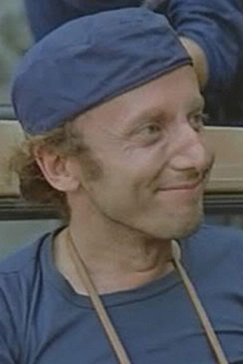 Josep Lluís Fonoll as Osborne (as Luis Fonoll) in Night of the Zombies