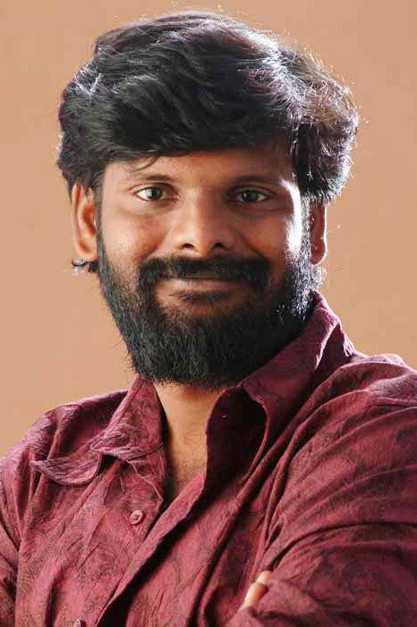 Ganja Karuppu as Viji's Brother in Kurangu Bommai