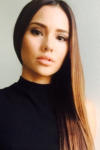 Marycarmen Lopez as Marissa Morales in Feliz NaviDAD