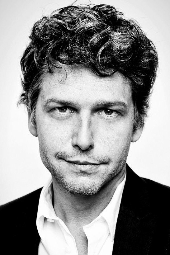 Frédéric Gorny as Henri Mariani in Wild Reeds