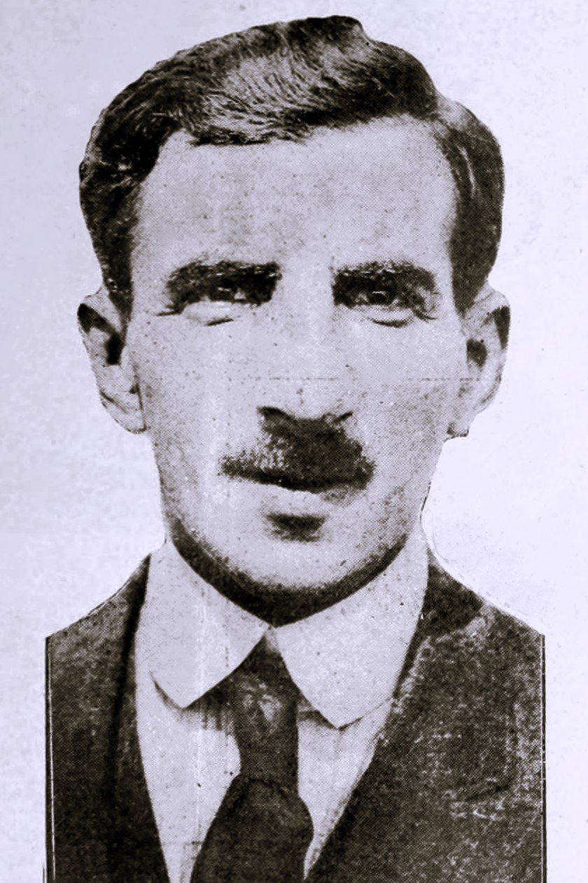 Harry Burns as Strangler Colombo in Kid Nightingale