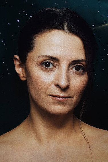 Ivanna Illienko as Marusia in Fuchzhou