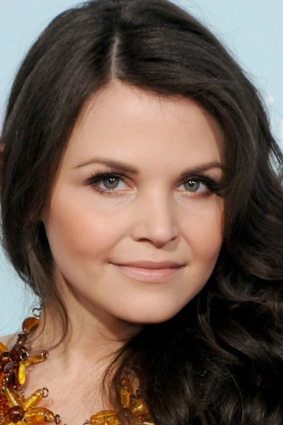 Ginnifer Goodwin as Gigi Phillips in He's Just Not That Into You