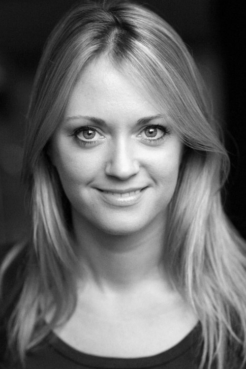 Sarah Baxendale as Simmons in Armchair Detectives