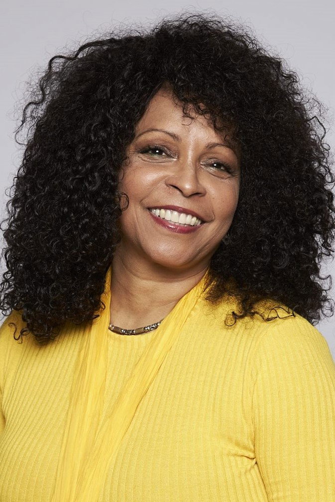 Ileana Wilson as Doctor Romero in La Abuela (The Grandmother)