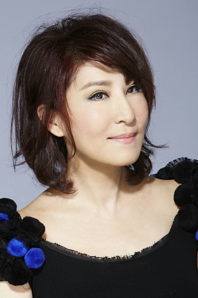 趙心妍 as Xue-Mei Wu in Left-Handed Girl