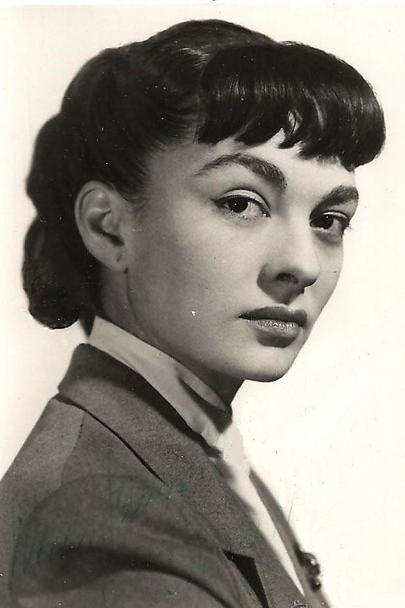 Silvia Morgan as María in Juicio final