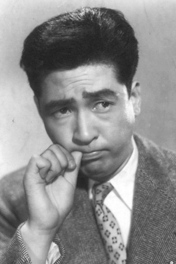 小林桂樹 as Wakahara in Third Class Executives